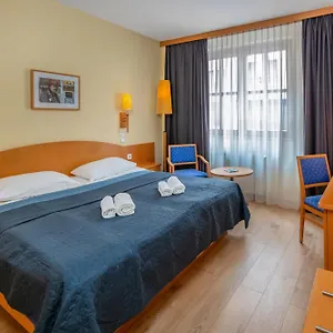 sissi.inbudapesthotels.com/