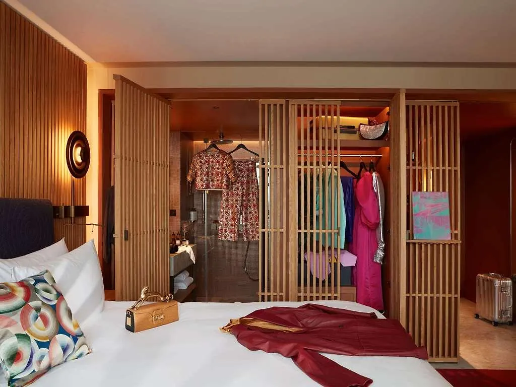 So/ Paris Hotel