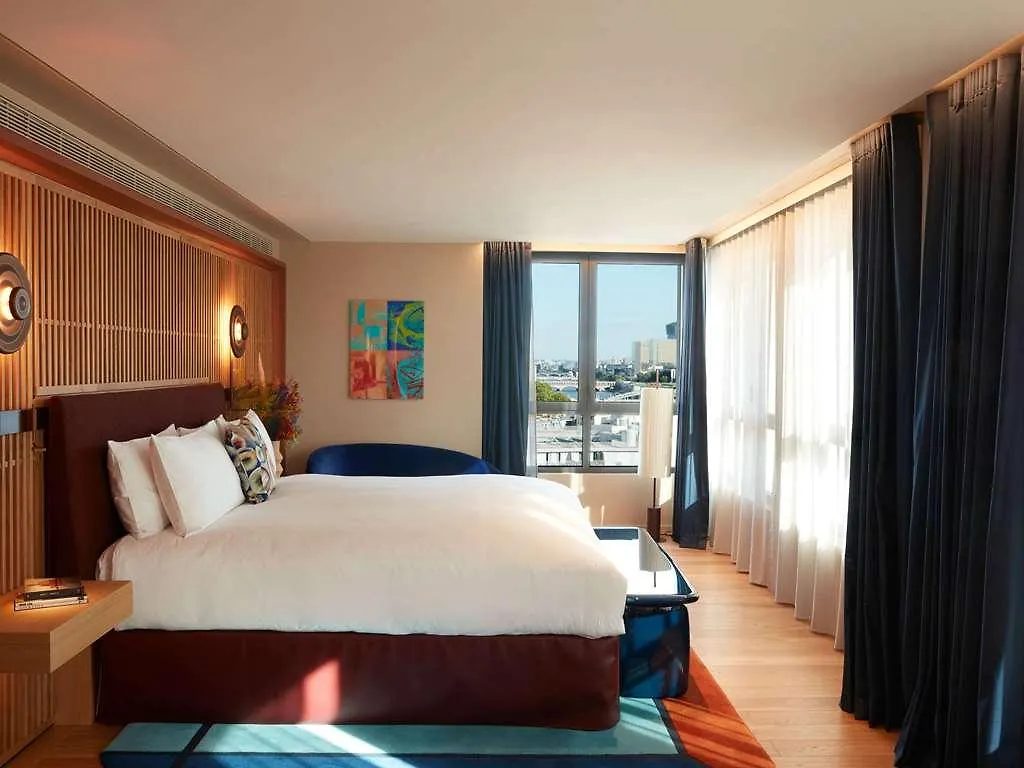 So/ Paris Hotel