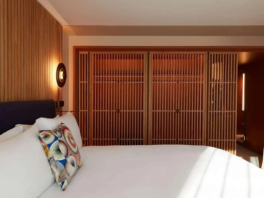 So/ Paris Hotel