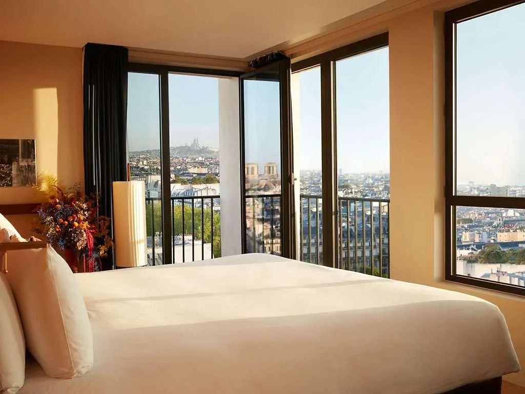 So/ Paris Hotel