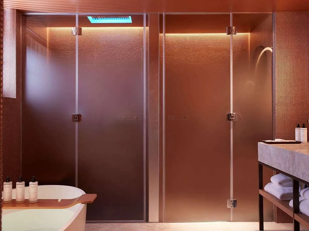 So/ Paris Hotel